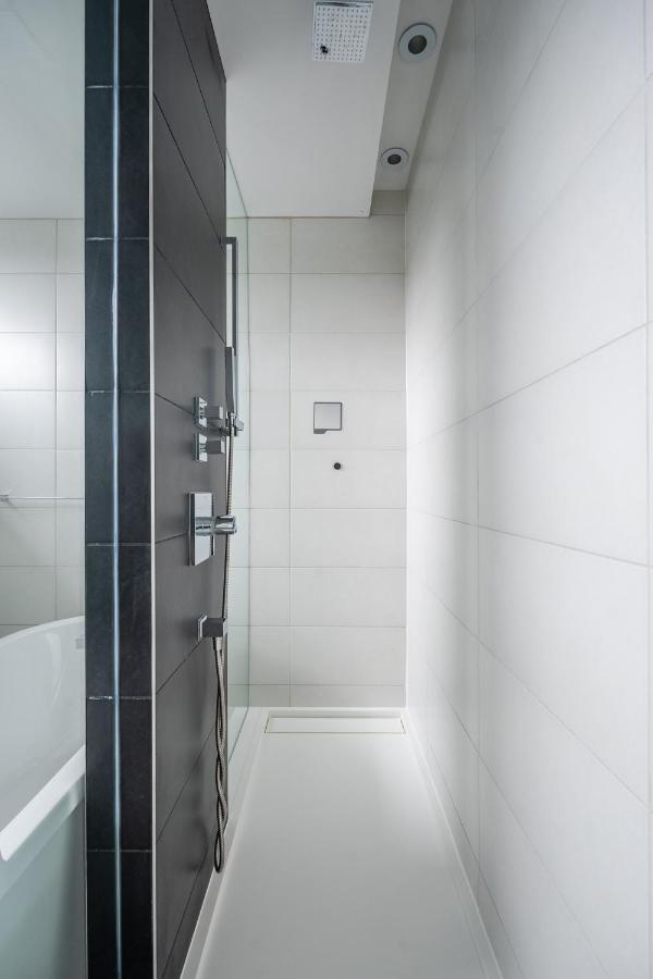 Globalstay Exclusive 4 Bedroom Townhouse In Downtown Toronto With Parking מראה חיצוני תמונה