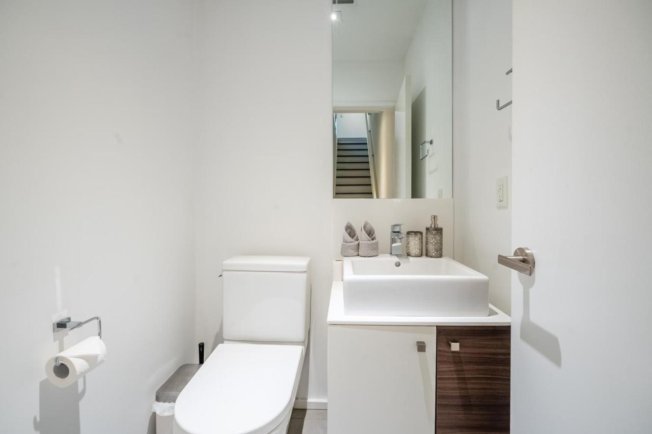 Globalstay Exclusive 4 Bedroom Townhouse In Downtown Toronto With Parking מראה חיצוני תמונה