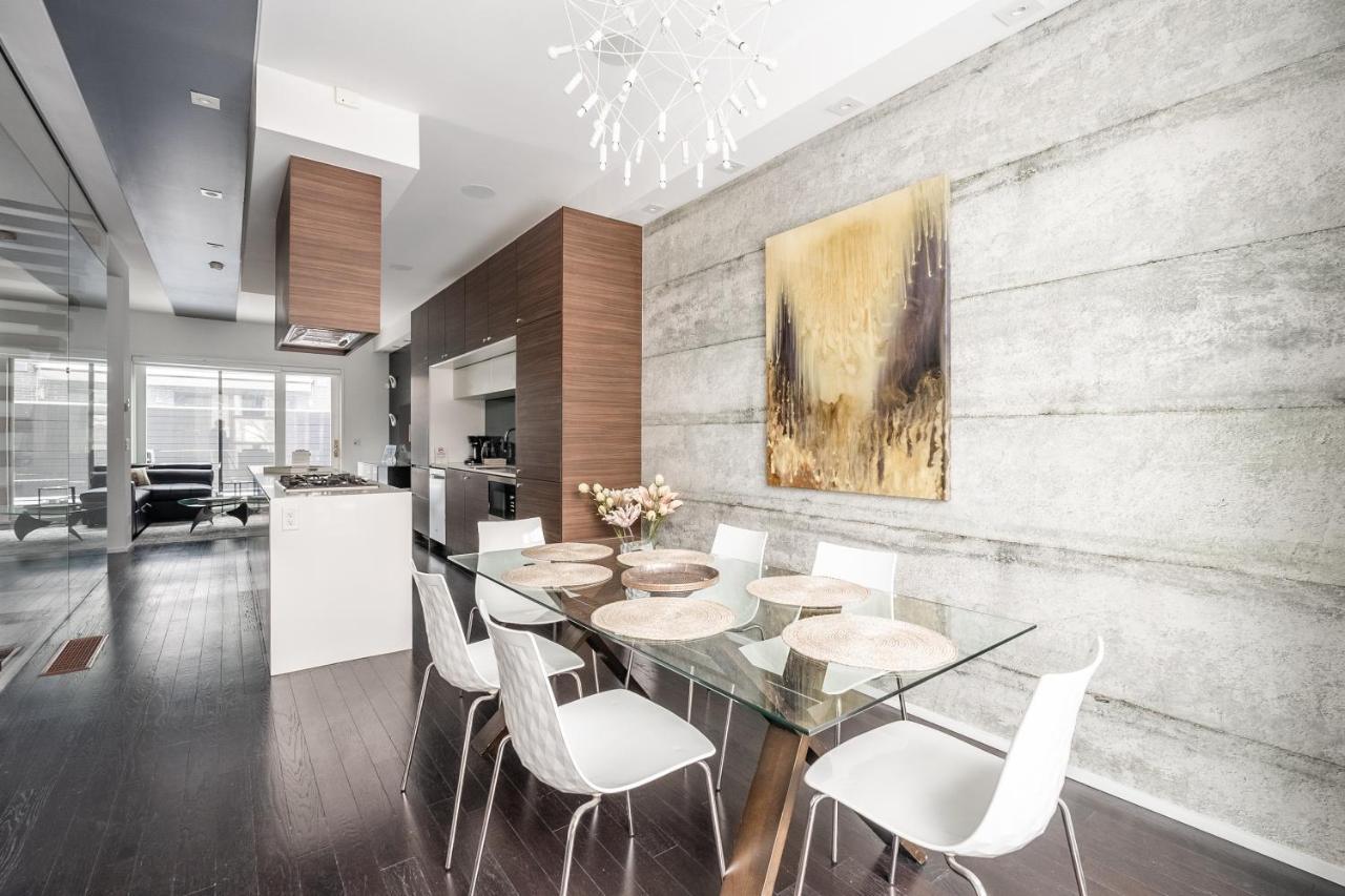 Globalstay Exclusive 4 Bedroom Townhouse In Downtown Toronto With Parking מראה חיצוני תמונה